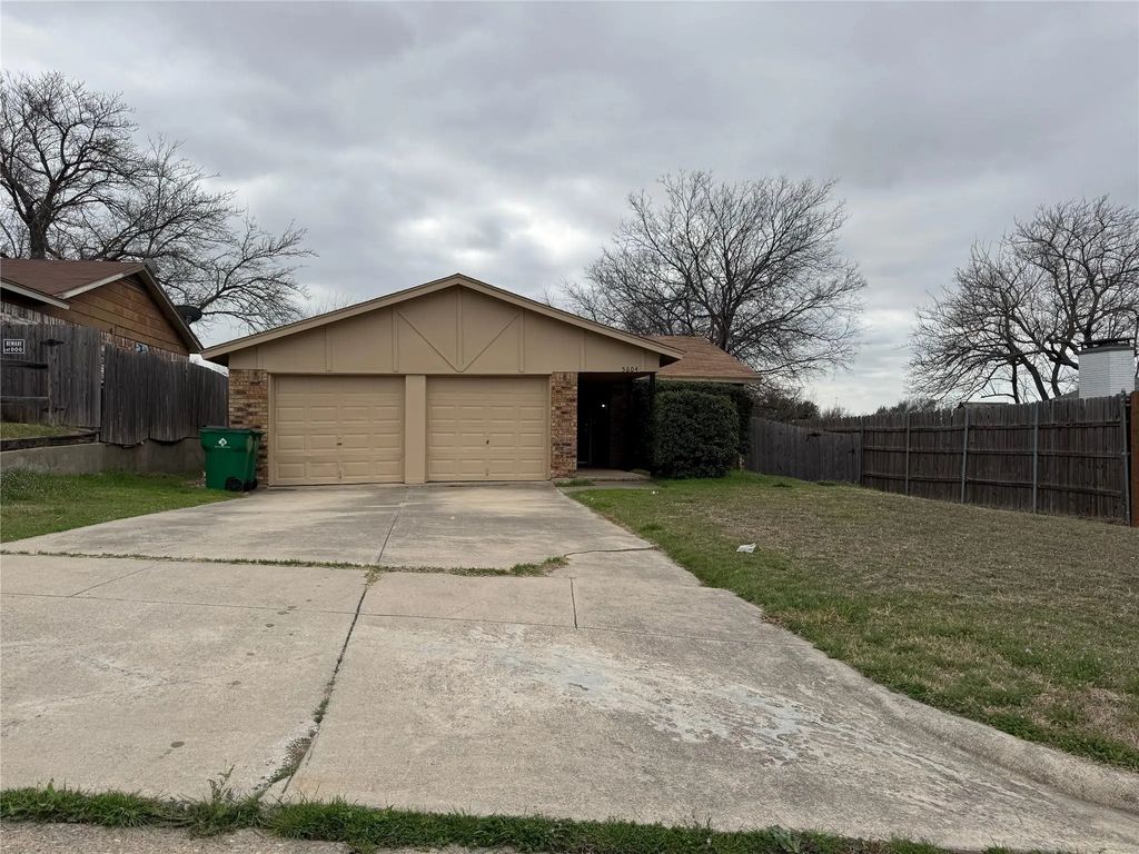 5604 Macgregor Drive, Haltom City