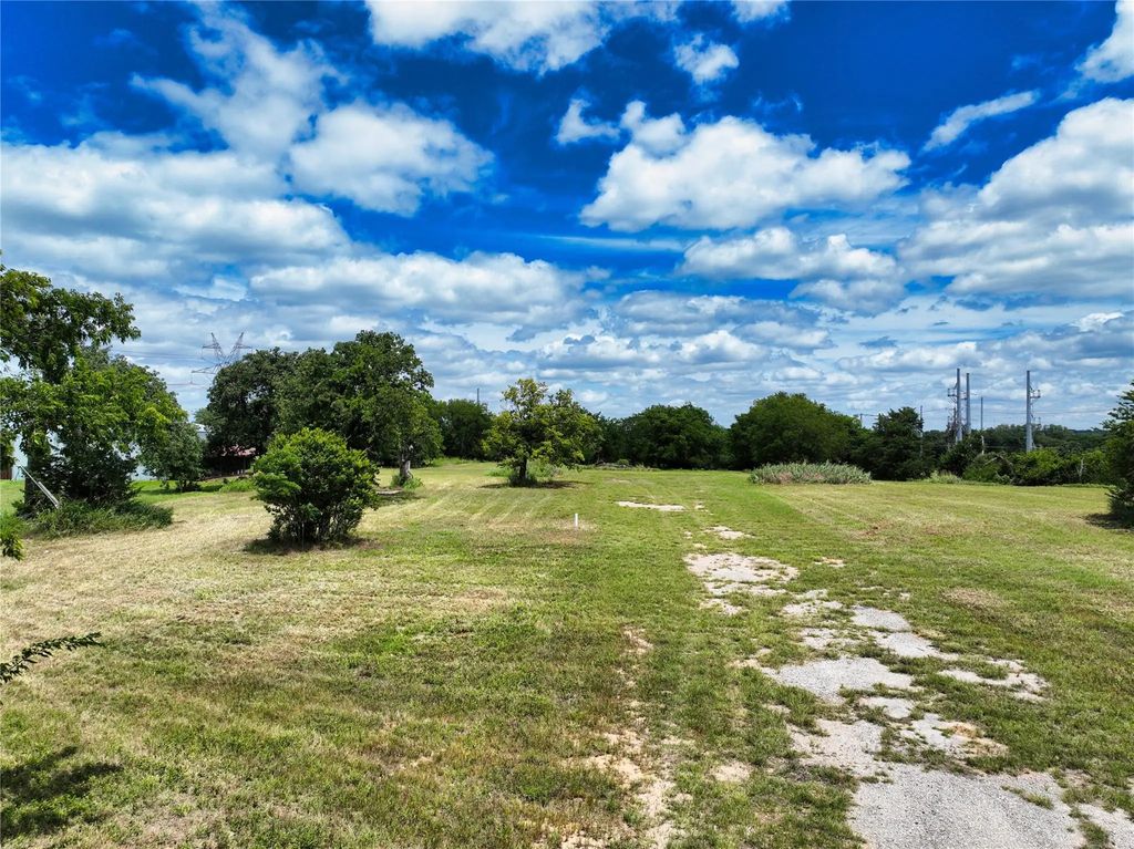 2909 E Bankhead Highway, Weatherford