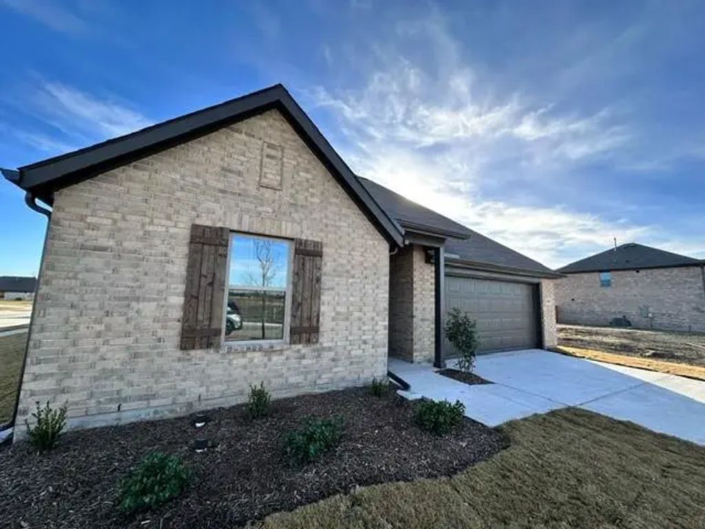 509 Brook View Drive, Van Alstyne