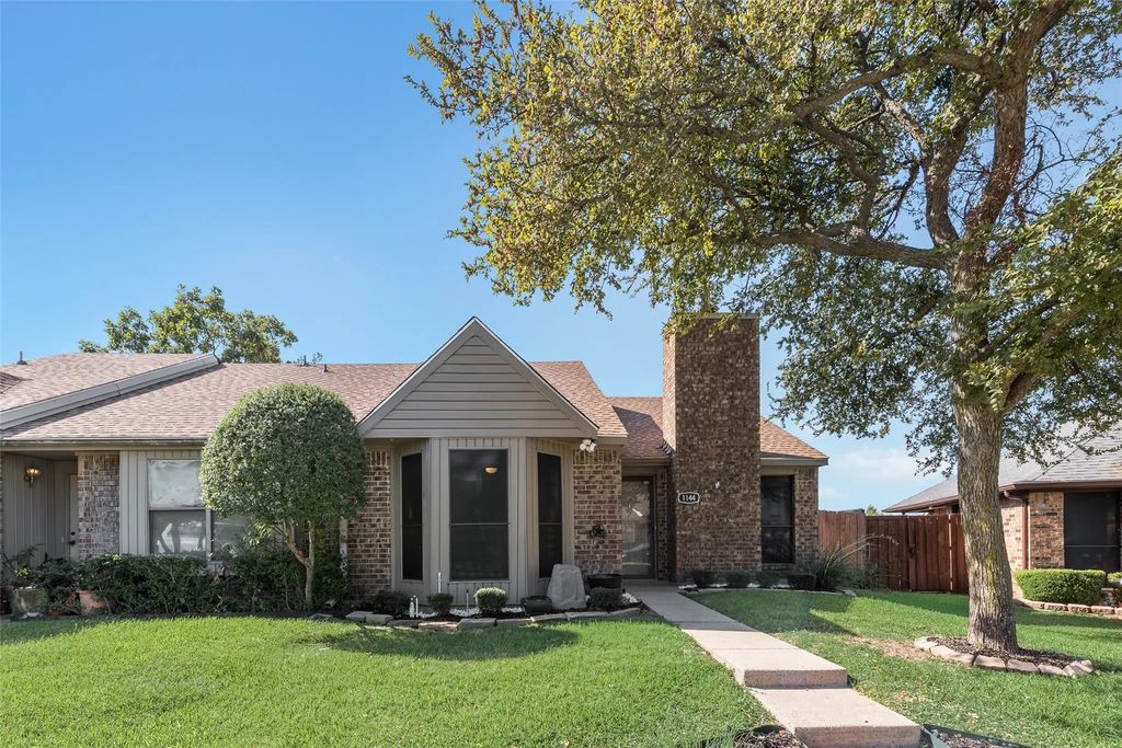1144 Morningside Court, Mesquite