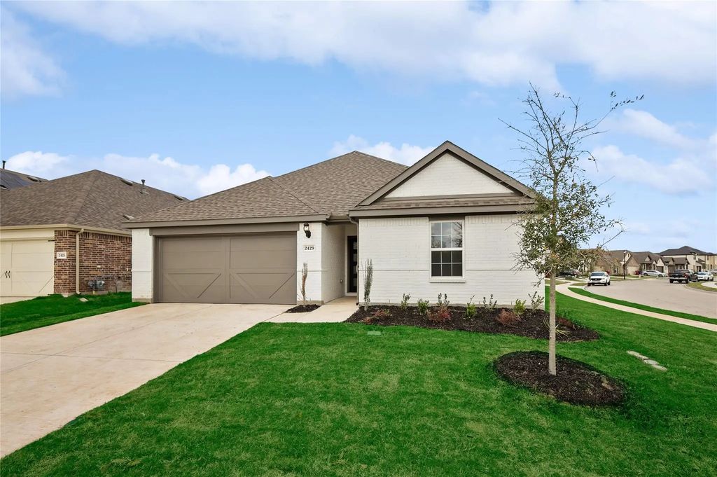 2429 Spring Side Drive, Royse City