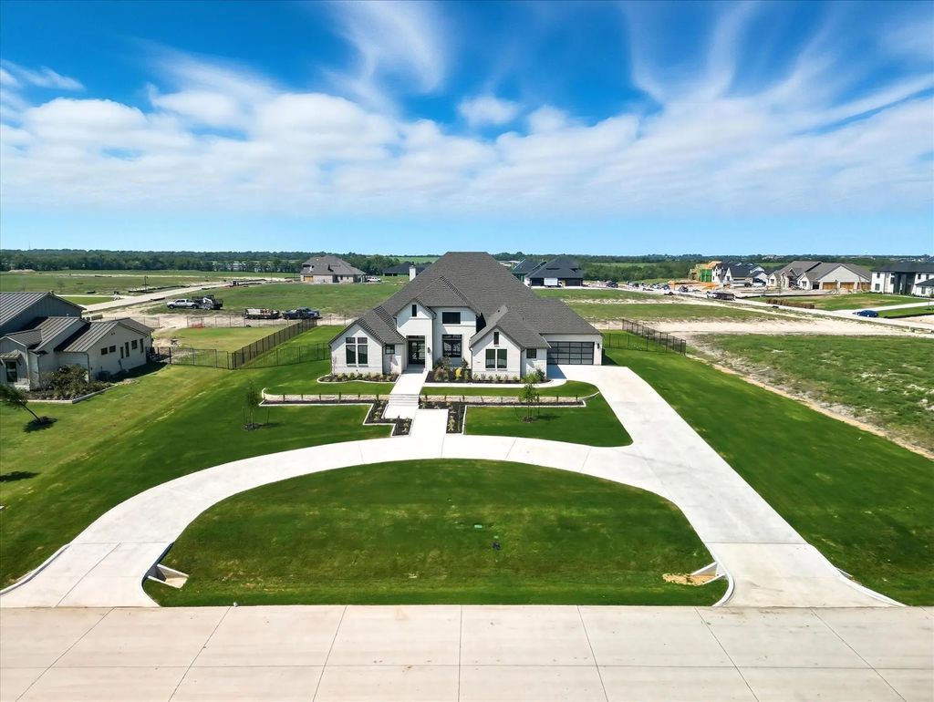 911 Brinn Boulevard, Celina