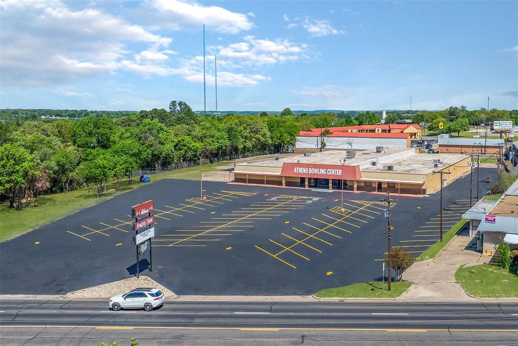 900 W Corsicana Street, Athens
