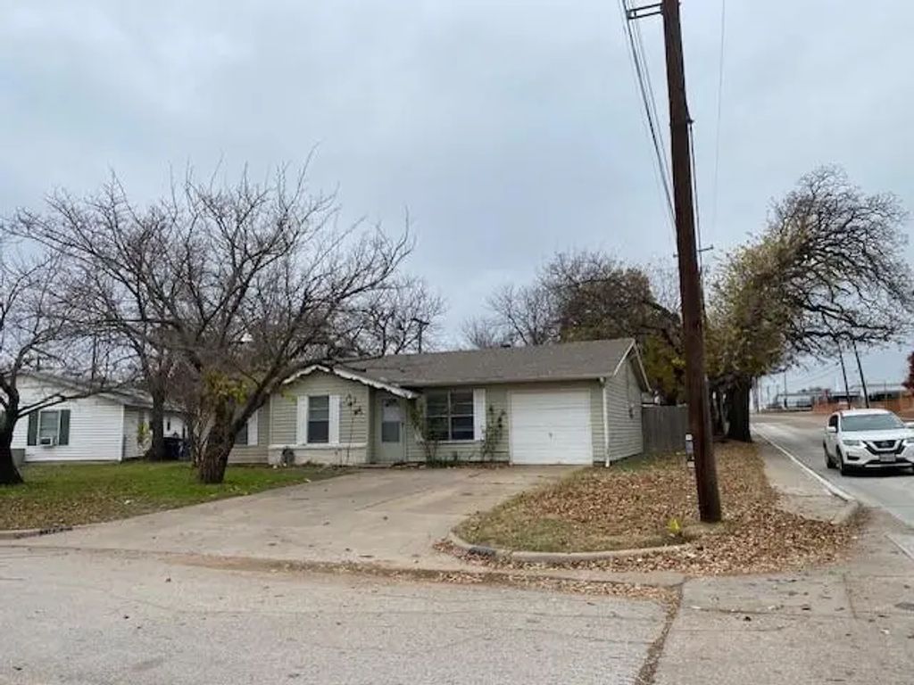 1502 N Pikeview Terrace, Arlington