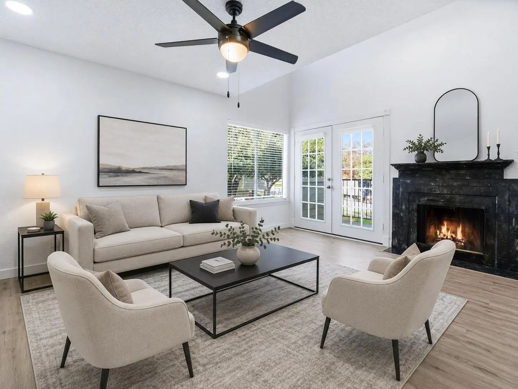 3101 Sondra Drive 201, Fort Worth