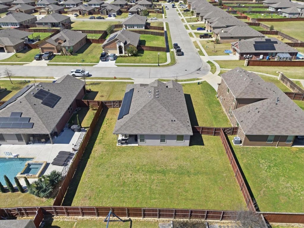 448 Regatta Lane, Azle
