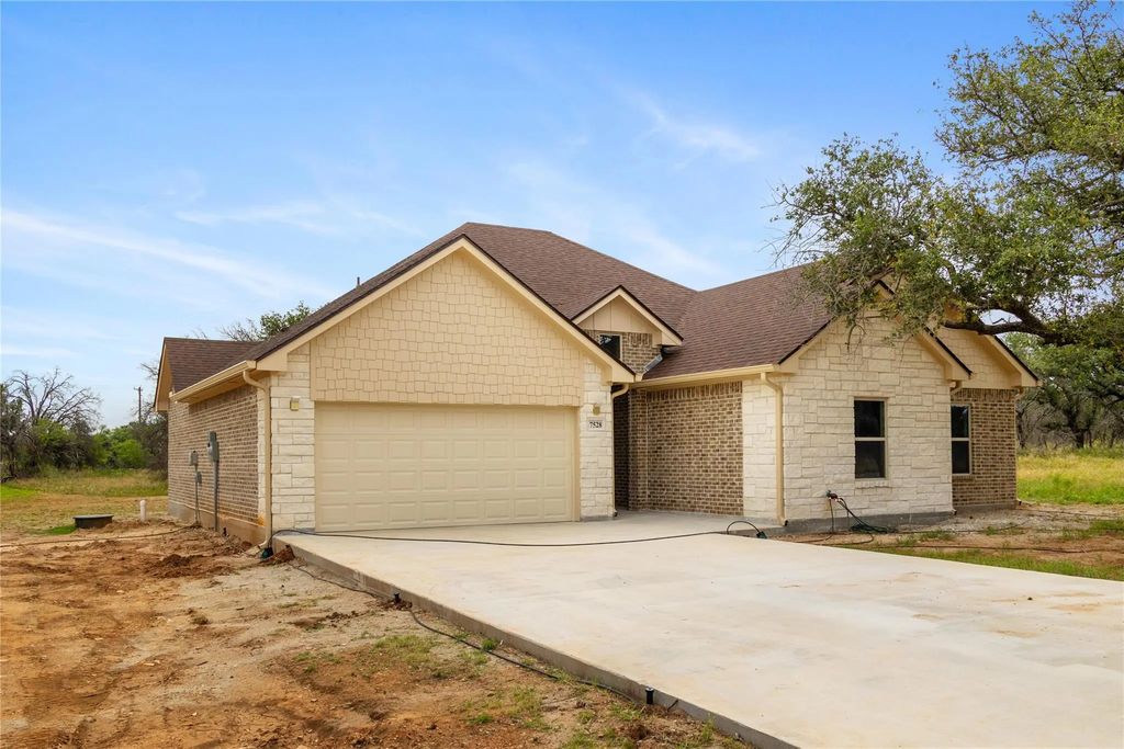 7528 Downhaul Way, Brownwood