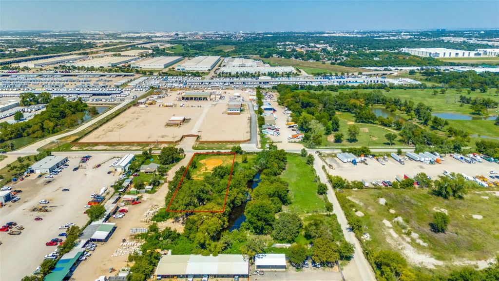 550 W Oakdale Road, Grand Prairie