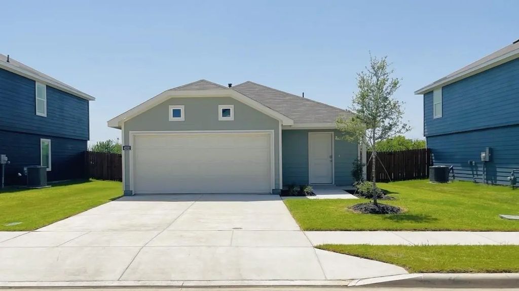 4232 Woodhill Bend Drive, Fort Worth