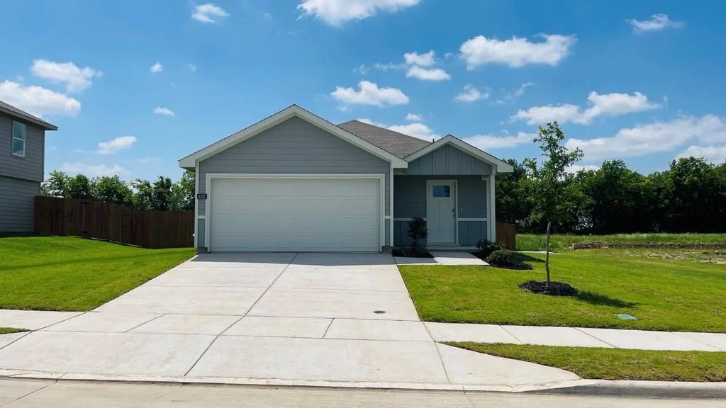 4105 Woodhill Bend Drive, Fort Worth