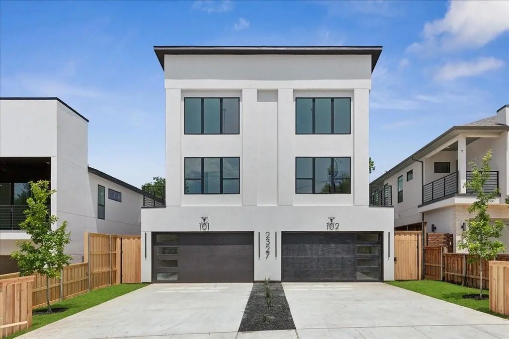 2327 Vagas Street 102, Dallas