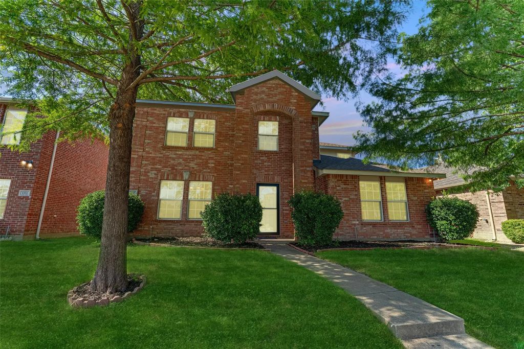 1320 Red River Lane, Allen
