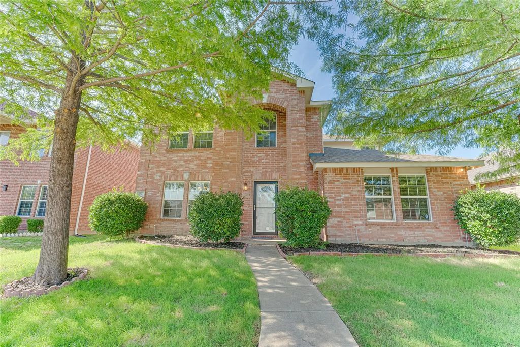1320 Red River Lane, Allen