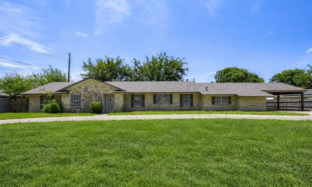 419 Allen Drive, Justin