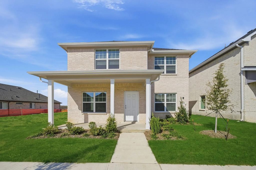 1412 Florence Lane, Celina