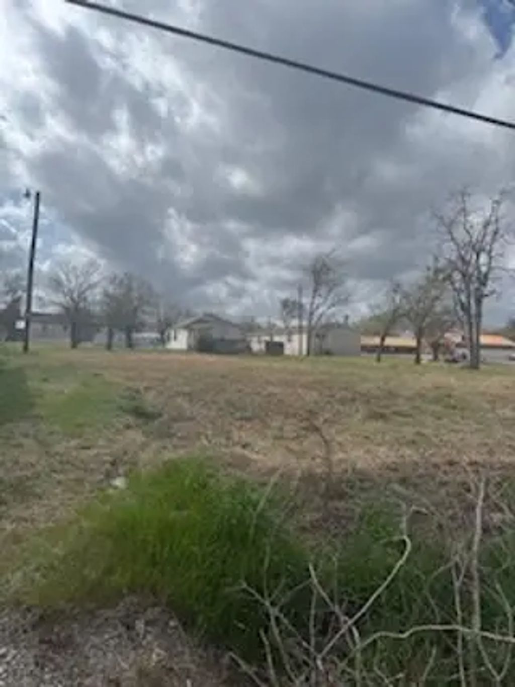 1206 E Milam Street, Mexia