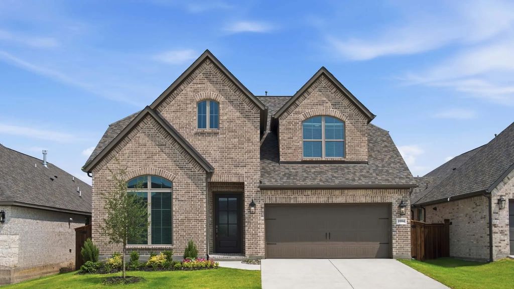 1004 Biltmore Court, Forney