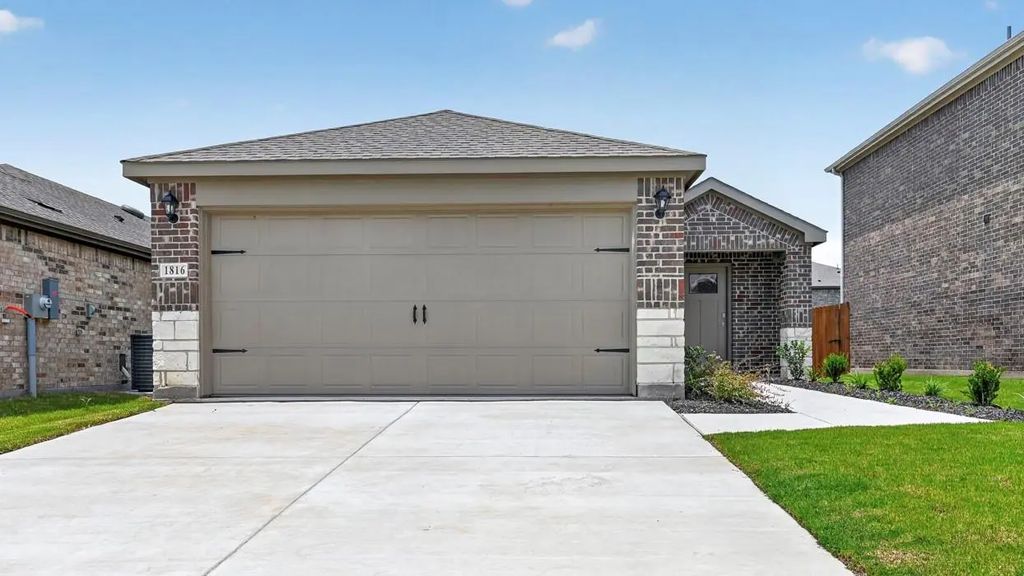 1816 Potomac Lane, Blue Ridge