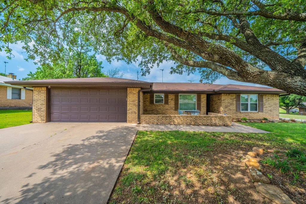1300 Austin Street, Bowie
