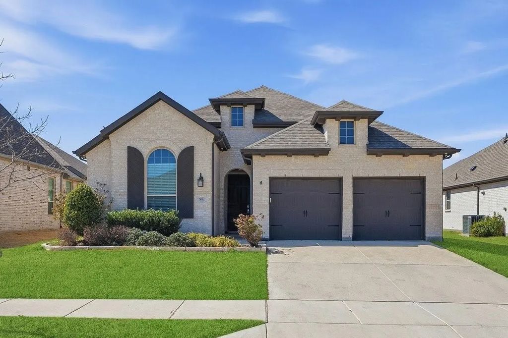 7508 Plumgrove Road, Fort Worth