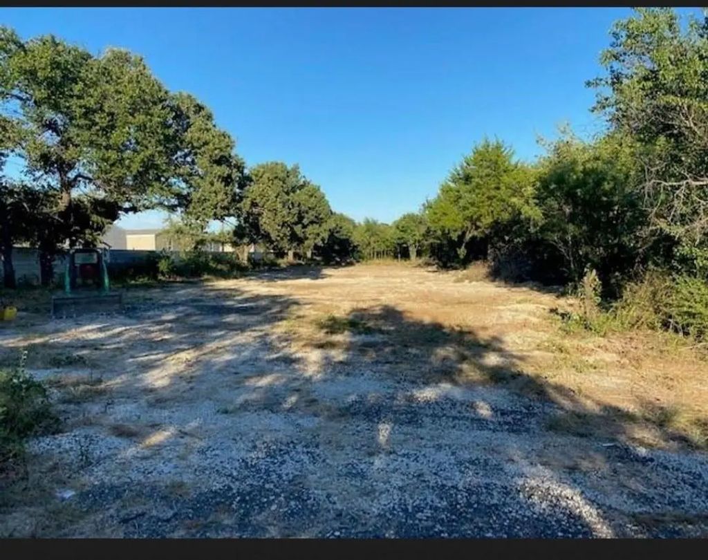 5801 Wreay Drive, Fort Worth