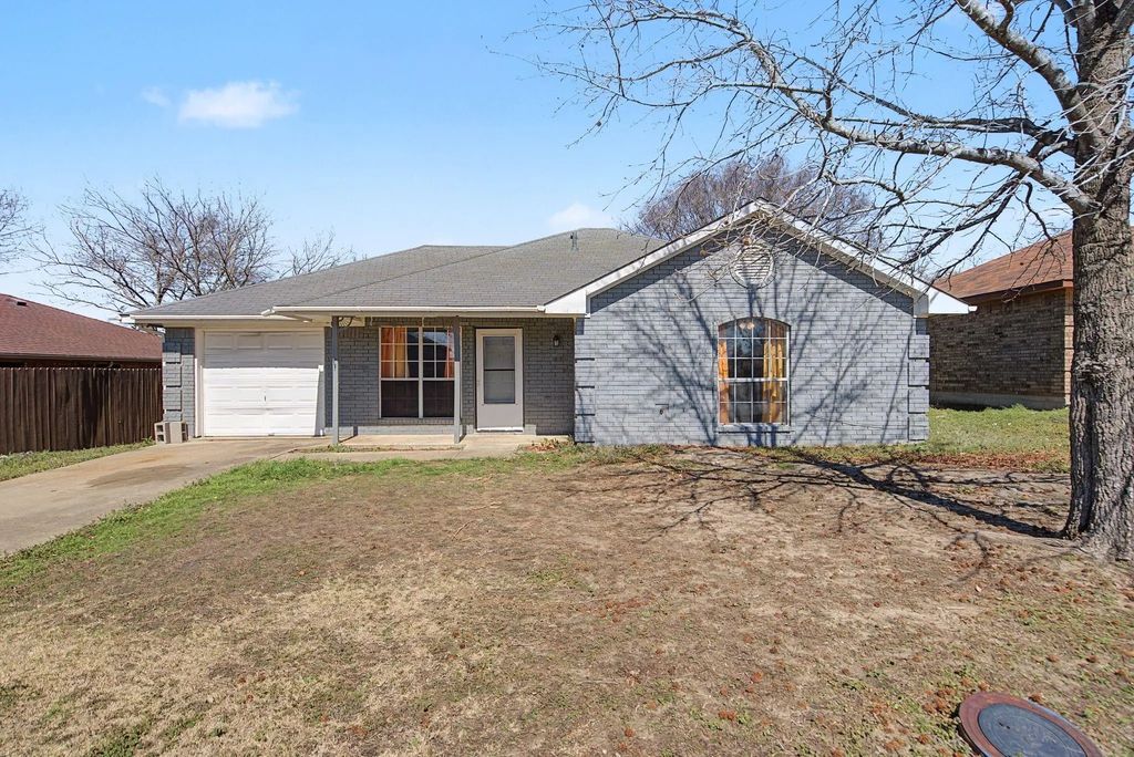 114 Prairie Creek Circle, Princeton