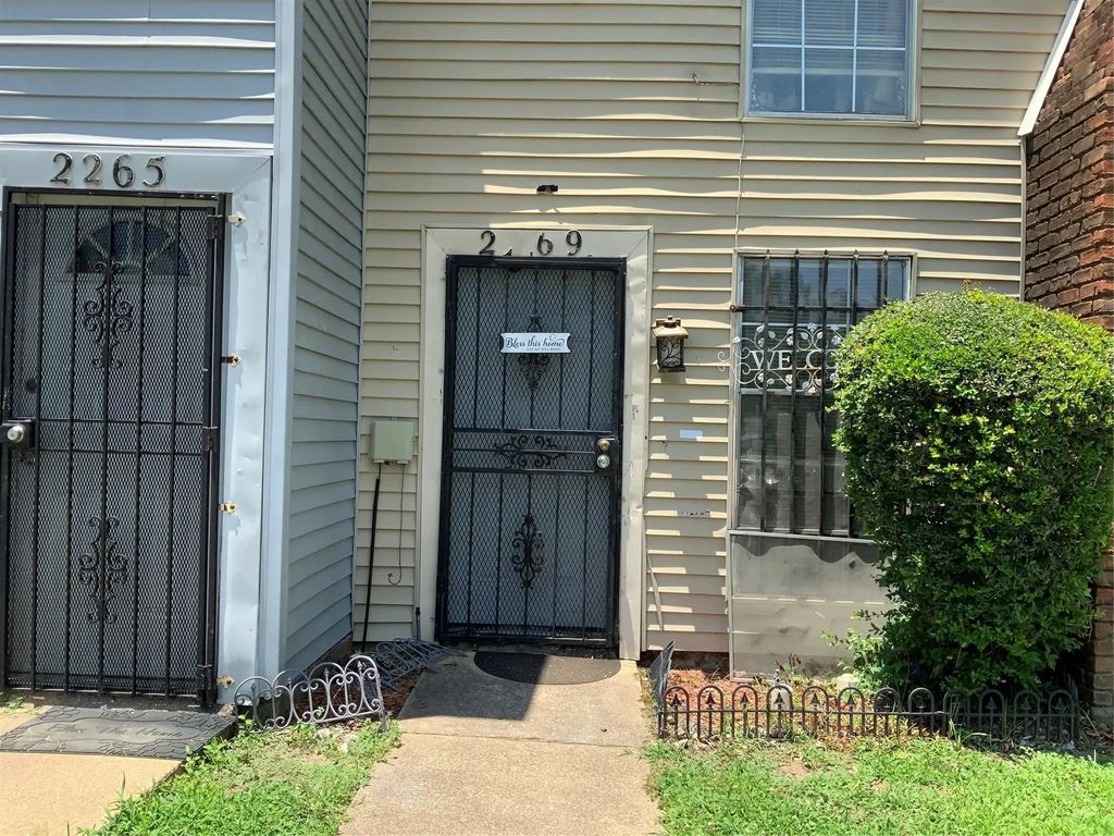 2269 Aspen Drive, Dallas