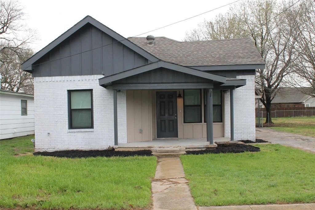 104 S Hubbard Street, Alvord