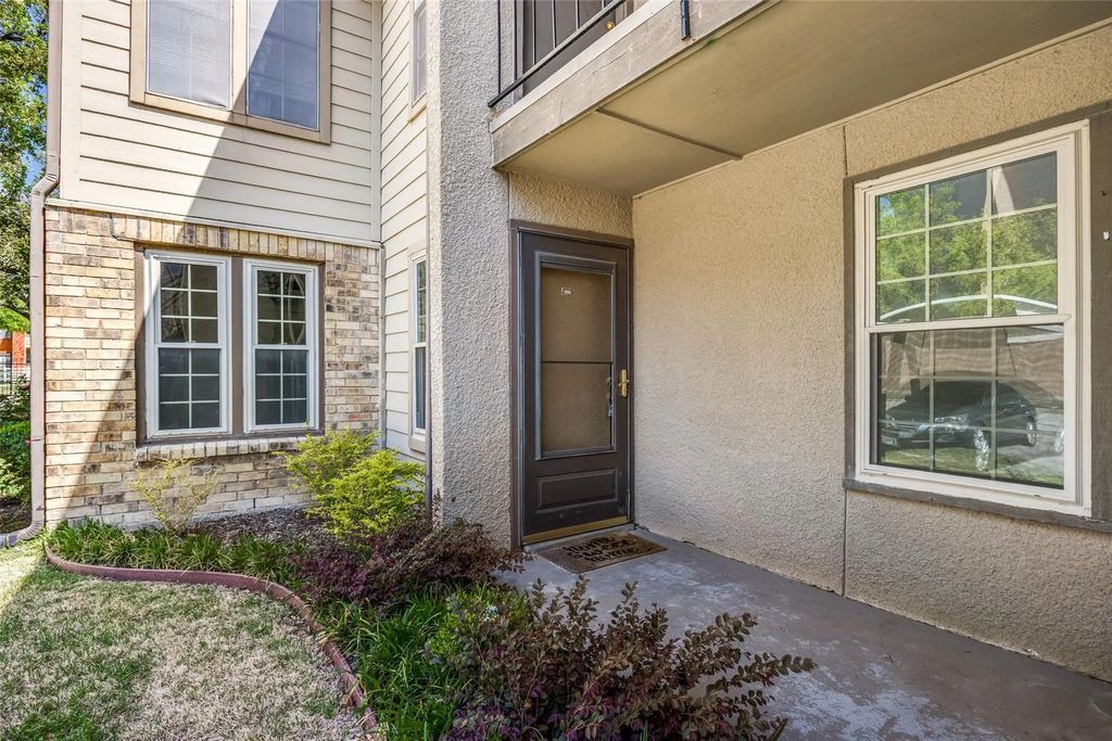 5300 Keller Springs 1086, Dallas