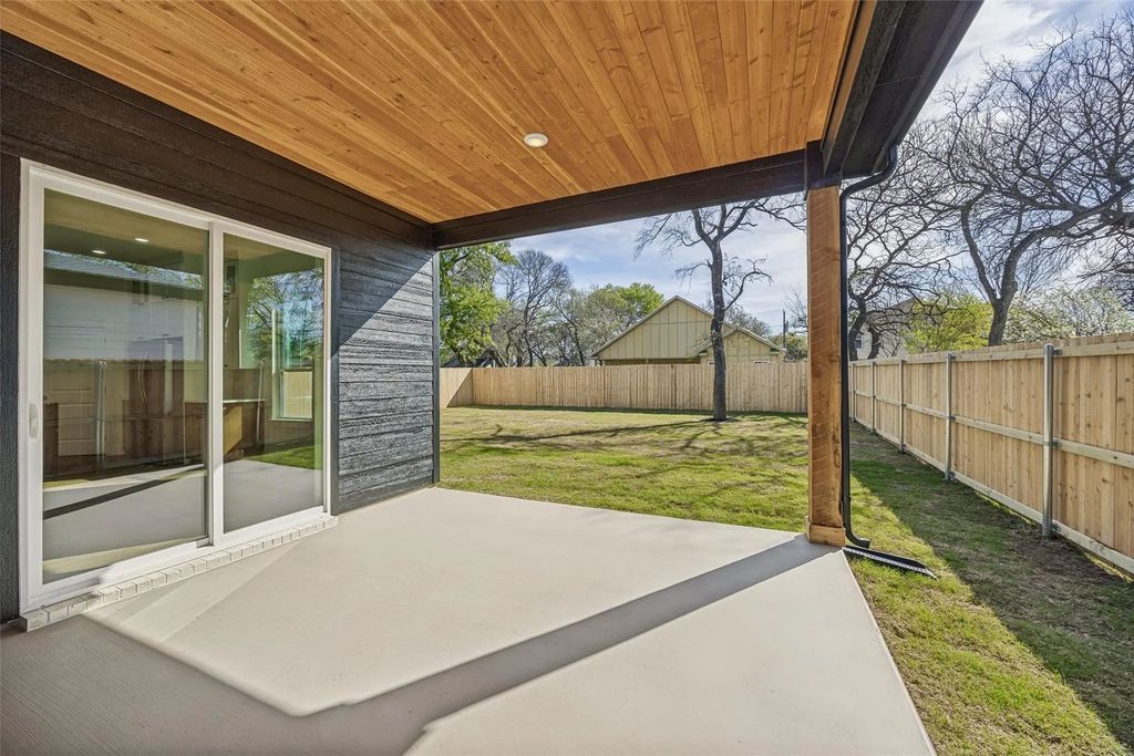 3910 Harlingen, Dallas