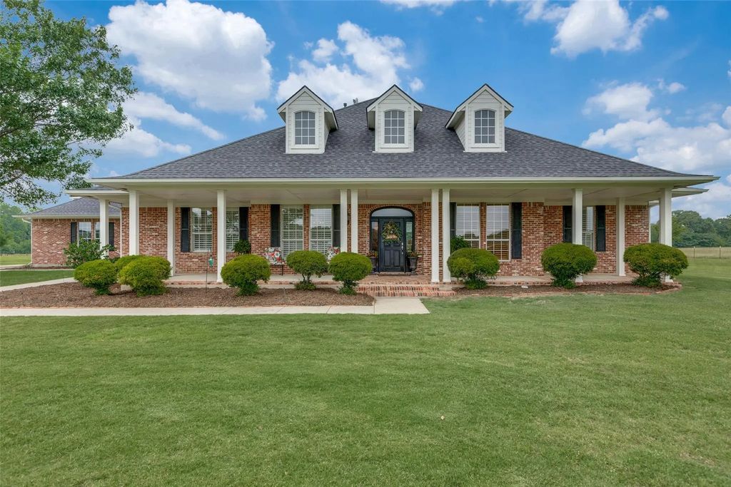 12198 Bell Road, Pilot Point