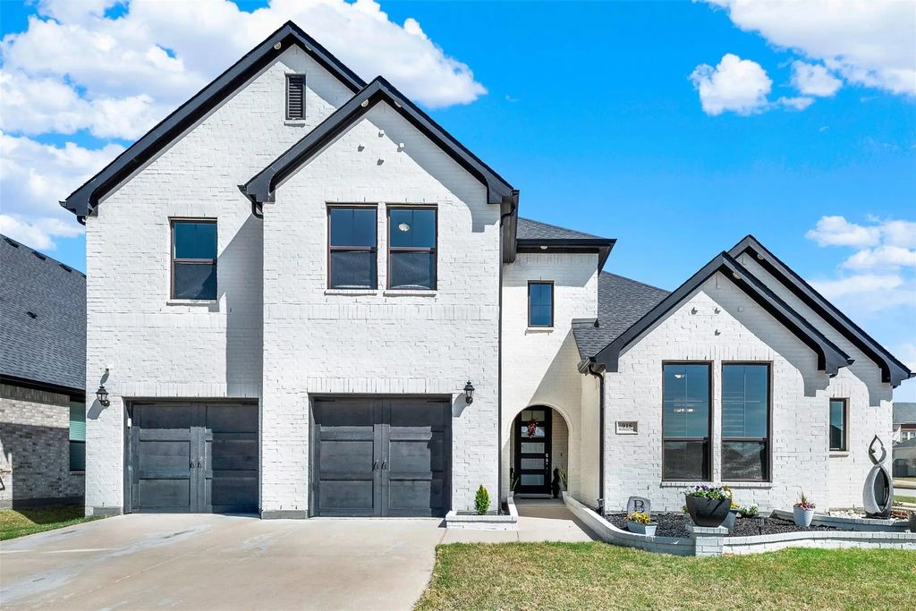 915 Blueberry Way, Northlake