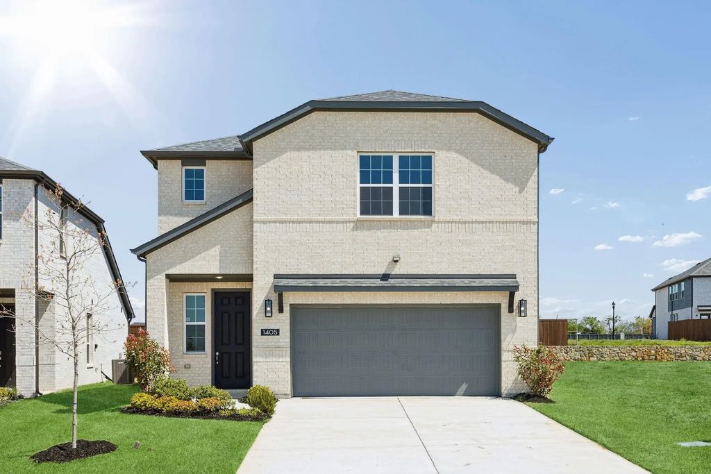 1405 Enzo Court, Forney