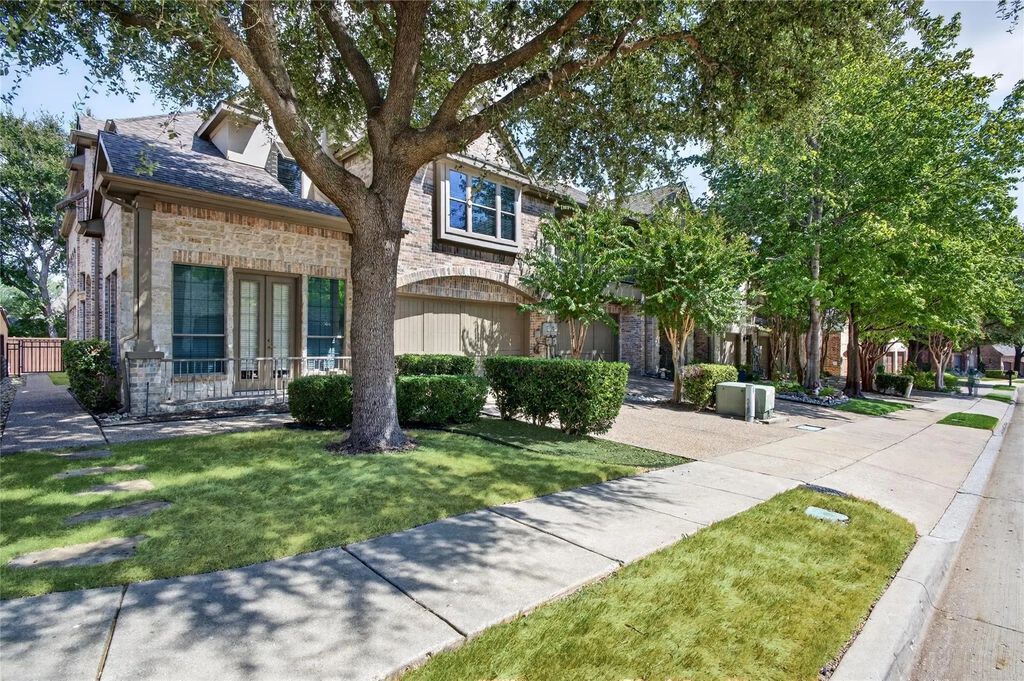 2388 Greymoore Drive, Frisco