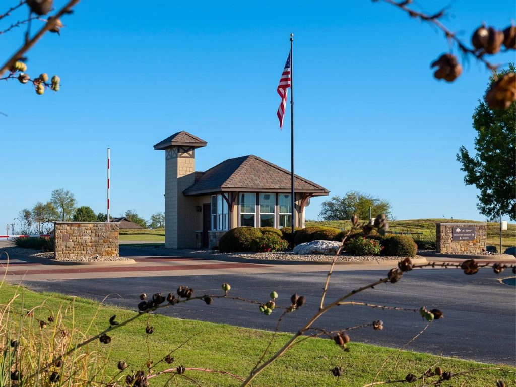 7142 Eagle Oaks Drive, Cleburne