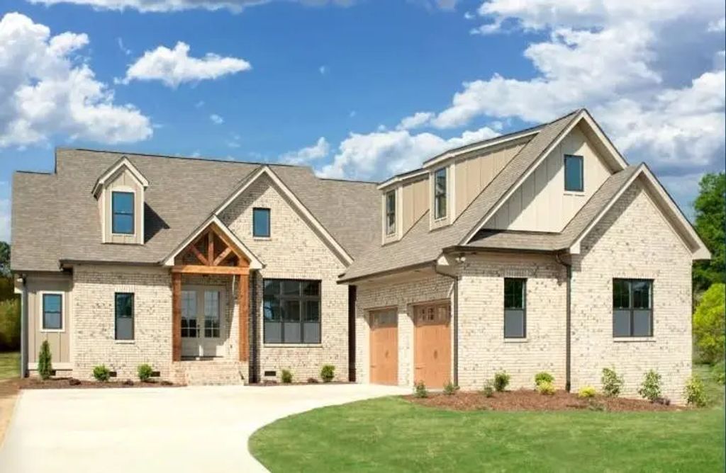 Lago Vista Drive, Athens