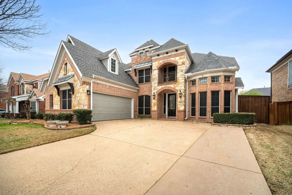 7215 Herboso, Grand Prairie