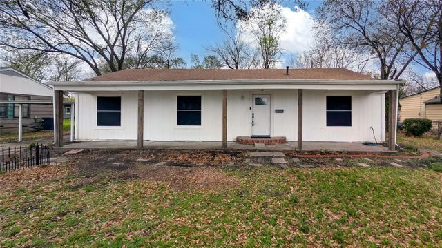 1425 W Walnut Street, Garland