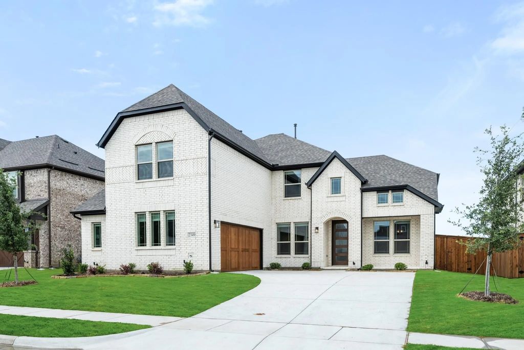 2349 Flora Drive, McLendon Chisholm