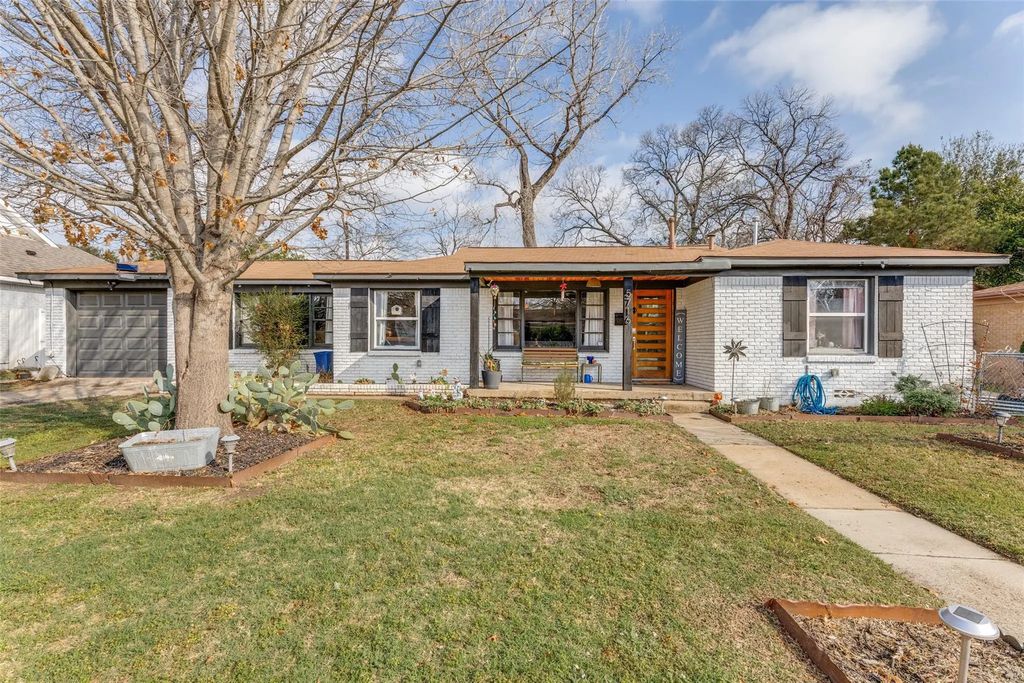 5716 Tracyne Drive, Westworth Village
