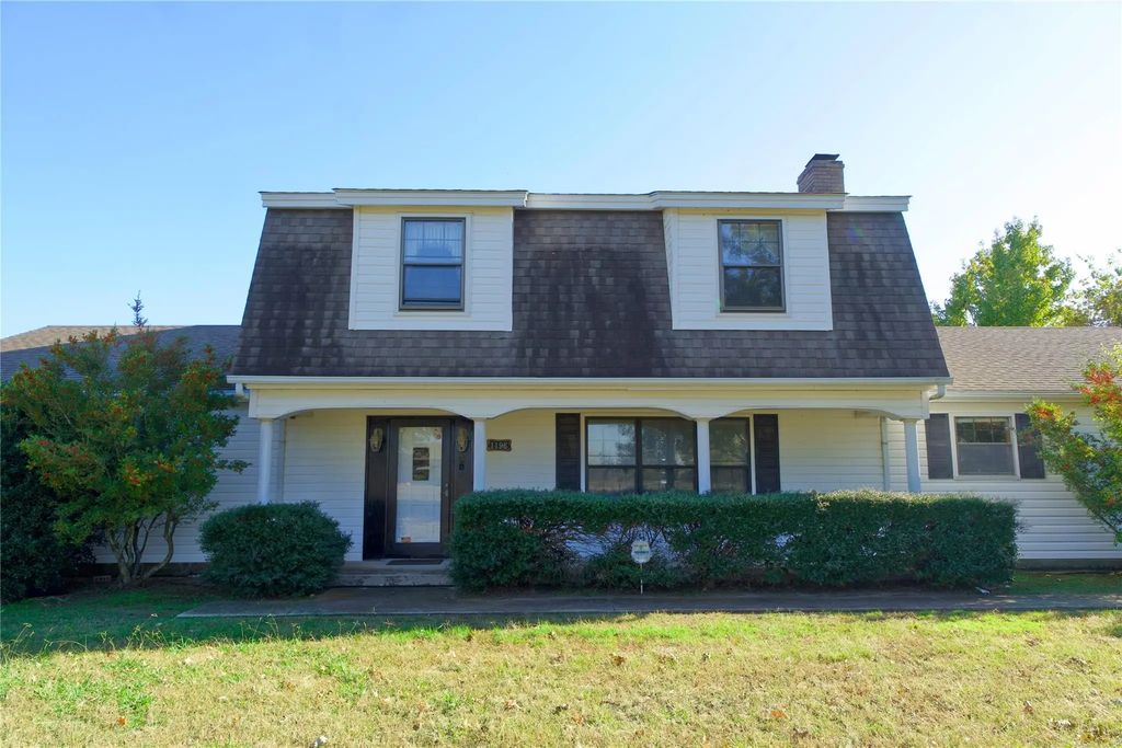 1196 County Road 260, Gainesville