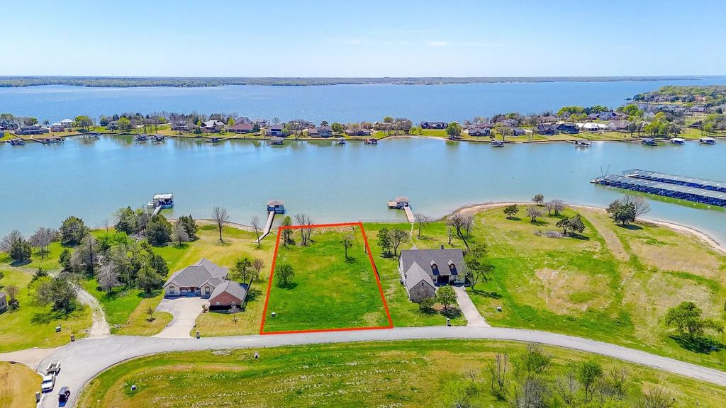 L 349 Deep Water Cove, Corsicana