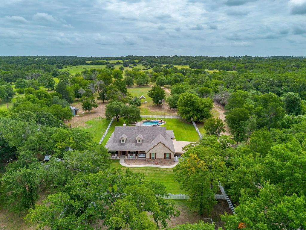 1615 Sanger Drive, Springtown
