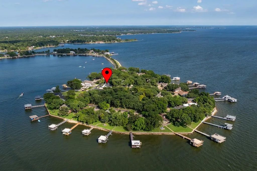 649 Enchanted Isles Drive, Mabank