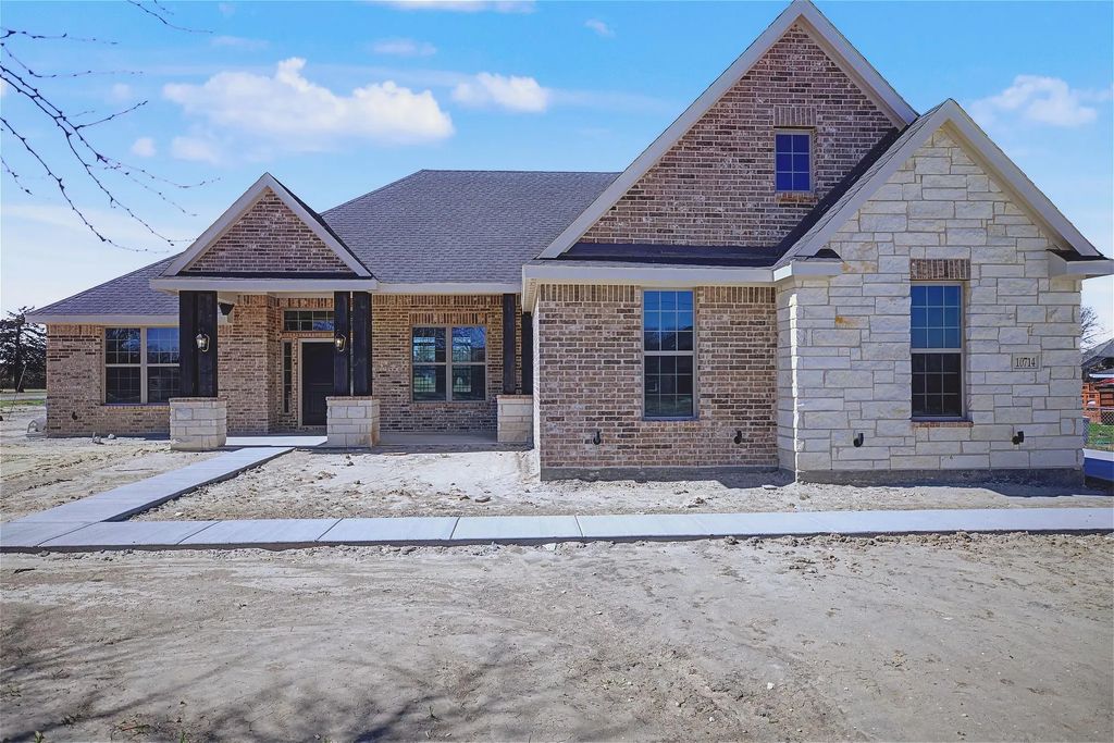 10714 Karol Jean Way, Quinlan