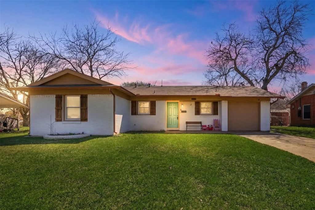 1540 Roma Lane, Fort Worth