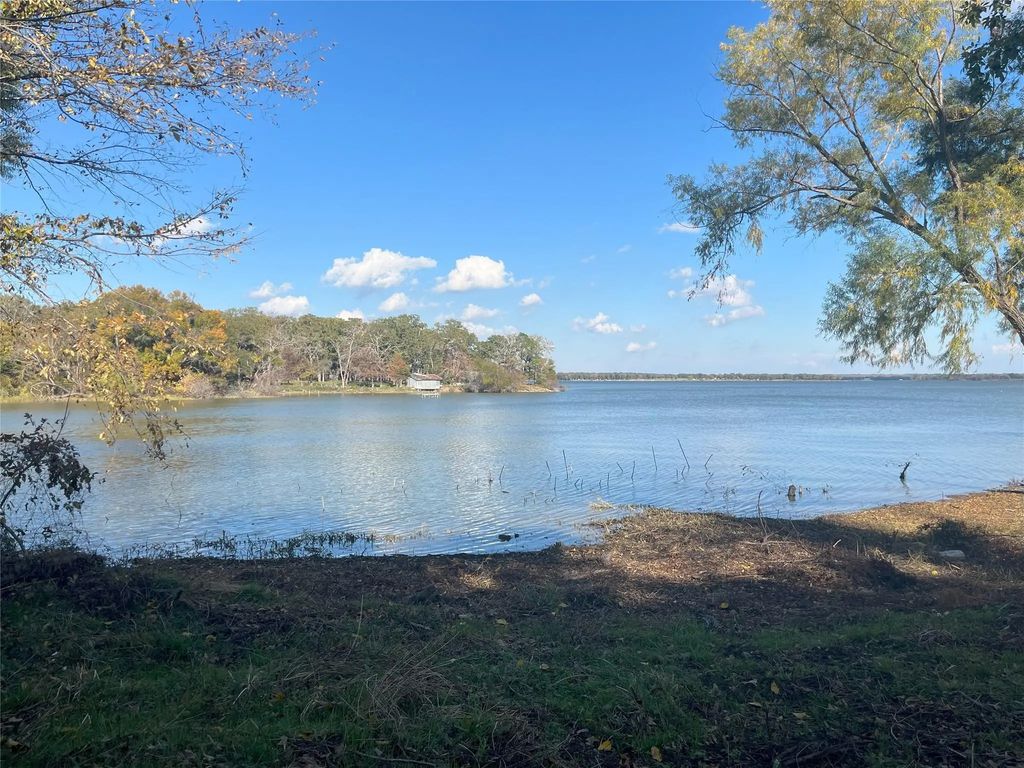 Lot 81 Open Water Point, Quinlan