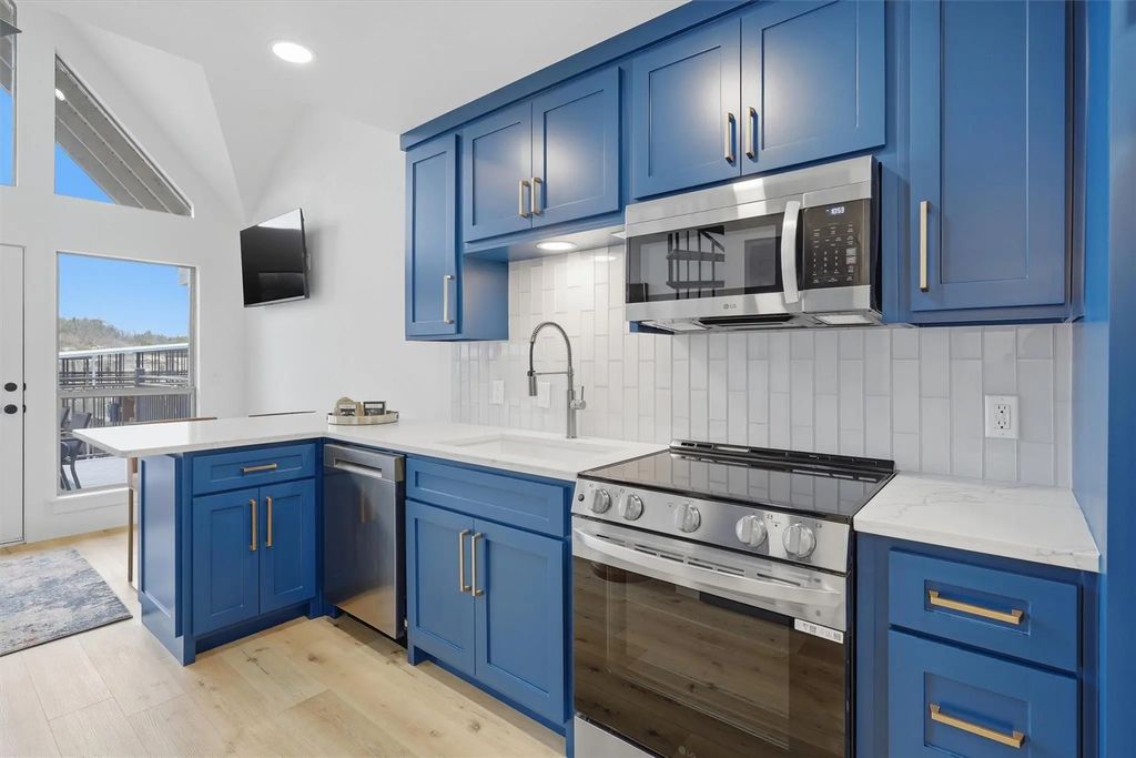 3007 Upcreek Alley 6, Strawn
