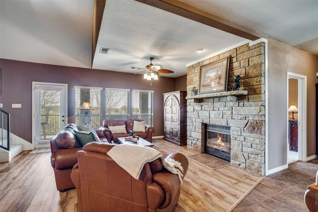 1102 Eagle Point Circle, Possum Kingdom Lake