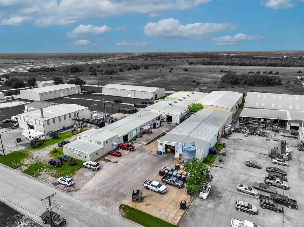 1121 Industrial Drive, Royse City